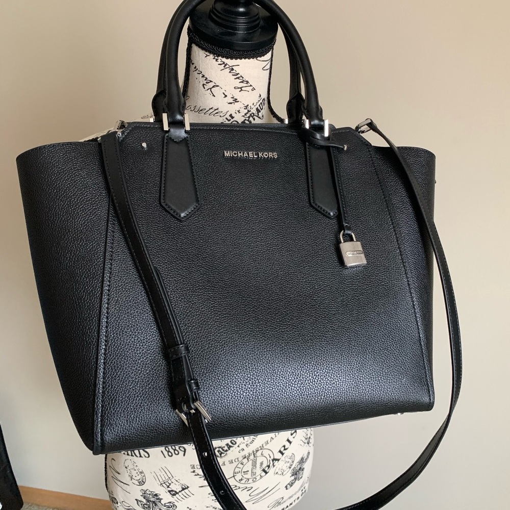 Gently Used Michael Kors Purse